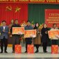 Trao nhà đại đoàn kết và tặng quà Tết cho hộ nghèo tại Thạch Thành